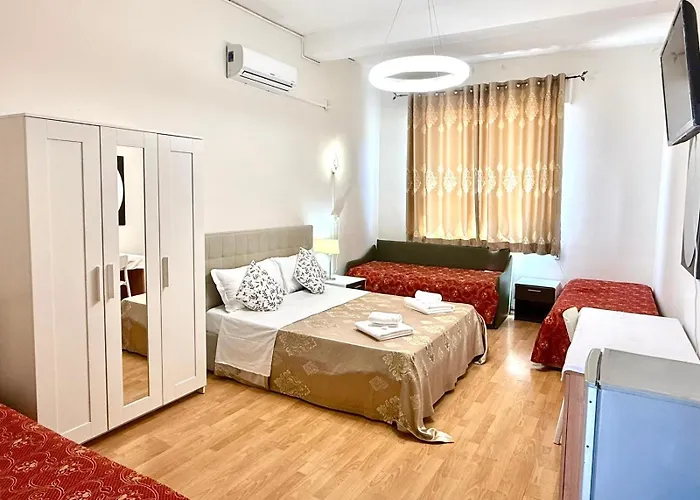 Green Guesthouse *