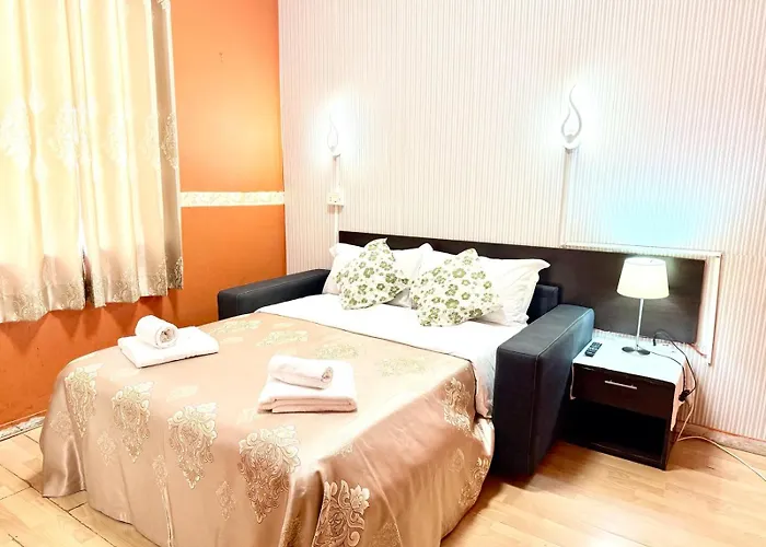 Green Guesthouse *
